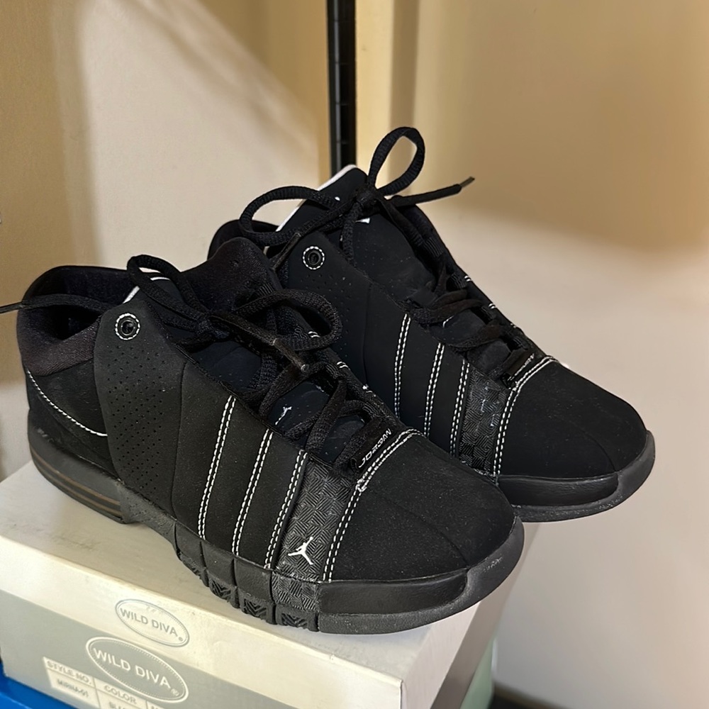 Jorden Black sneakers for youth US4Y